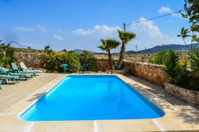8 bedrooms chalet with private pool furnished terrace and wifi at Abanilla